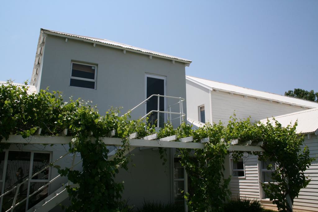 Indigo Moon Guesthouse Lichtenburg Buitenkant foto