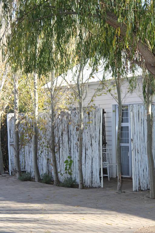 Indigo Moon Guesthouse Lichtenburg Buitenkant foto
