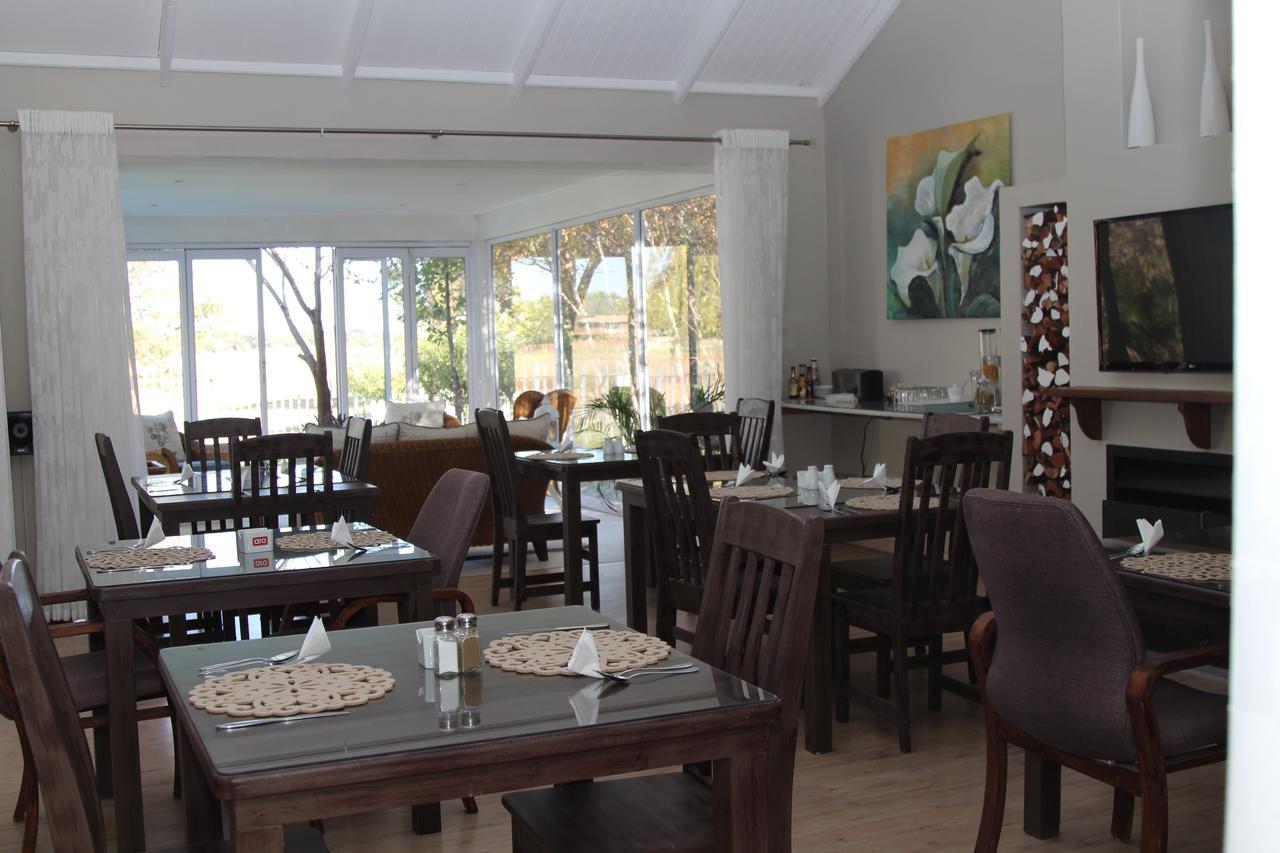 Indigo Moon Guesthouse Lichtenburg Buitenkant foto